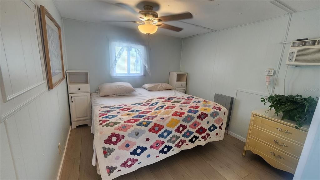 Active With Contract: $45,000 (1 beds, 1 baths, 580 Square Feet)