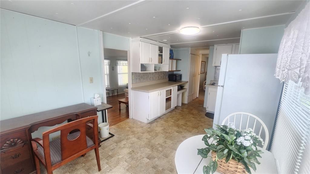 Active With Contract: $45,000 (1 beds, 1 baths, 580 Square Feet)