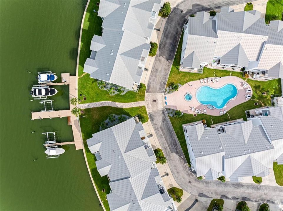 En Venta: $945,900 (3 camas, 2 baños, 2274 Pies cuadrados)