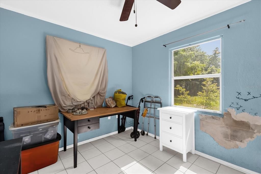 На продажу: $240,000 (3 спален, 2 ванн, 1140 Квадратных фут)