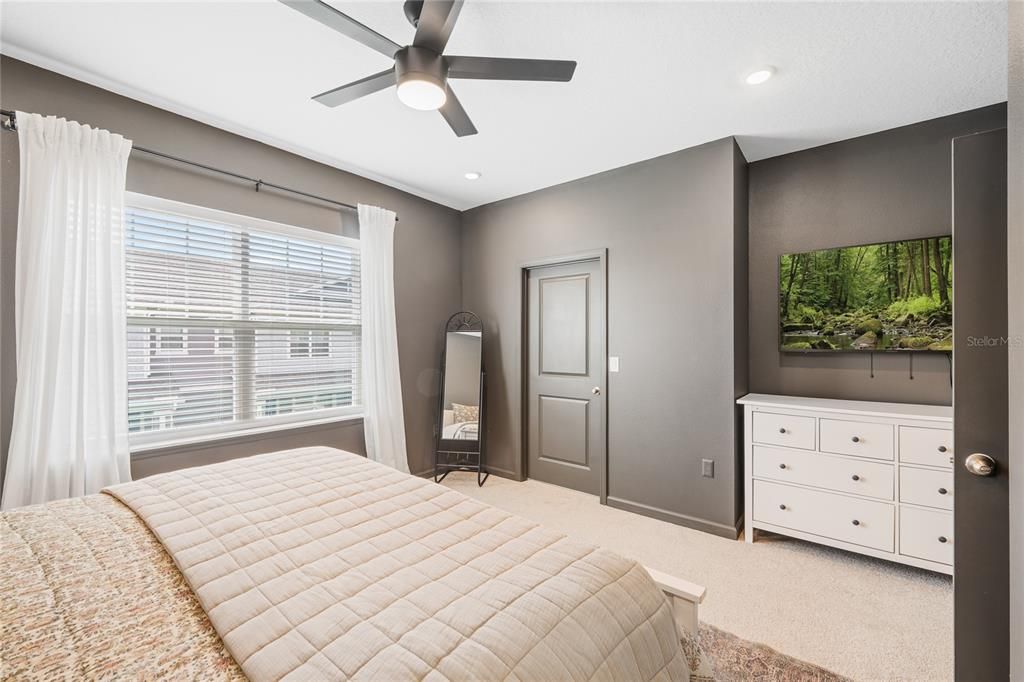 待售: $349,900 (3 贝兹, 2 浴室, 1724 平方英尺)