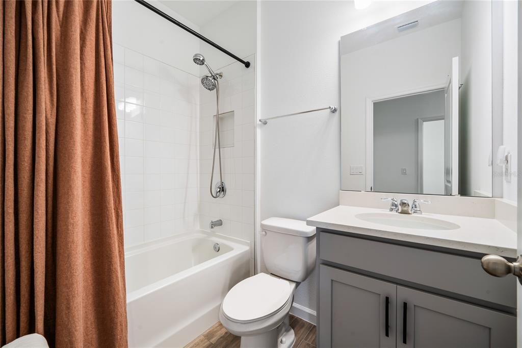 待售: $349,900 (3 贝兹, 2 浴室, 1724 平方英尺)