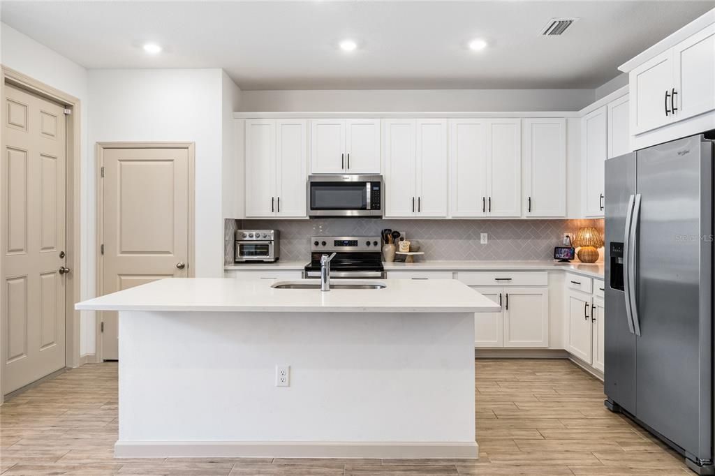 待售: $349,900 (3 贝兹, 2 浴室, 1724 平方英尺)