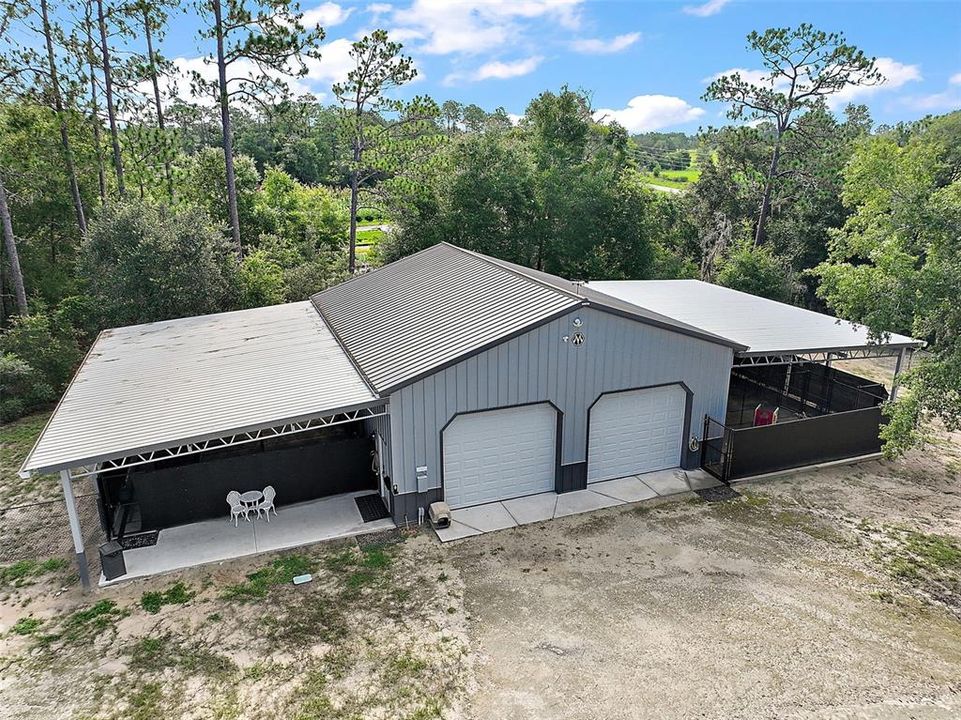 Под контрактом: $799,000 (3 спален, 2 ванн, 2117 Квадратных фут)