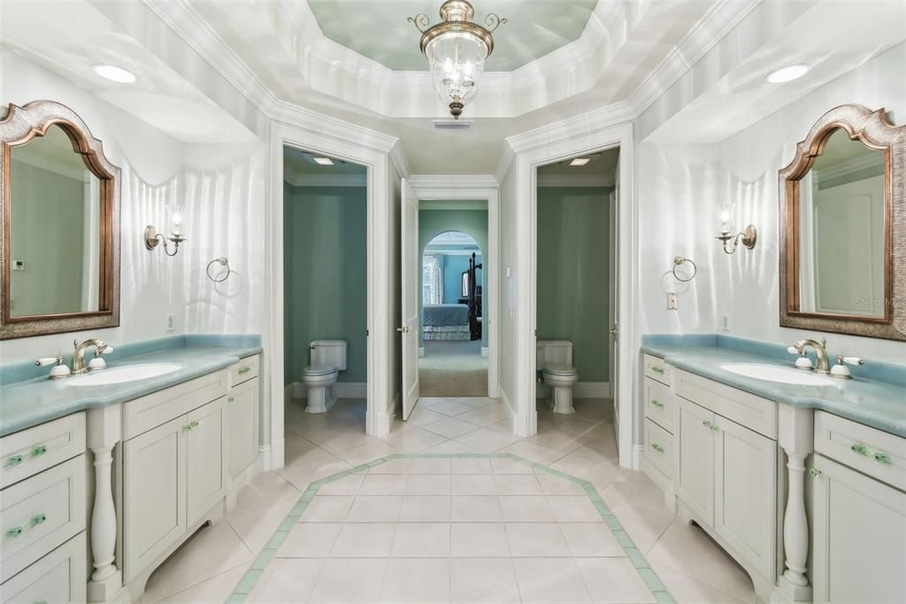 En Venta: $2,400,000 (5 camas, 3 baños, 6140 Pies cuadrados)