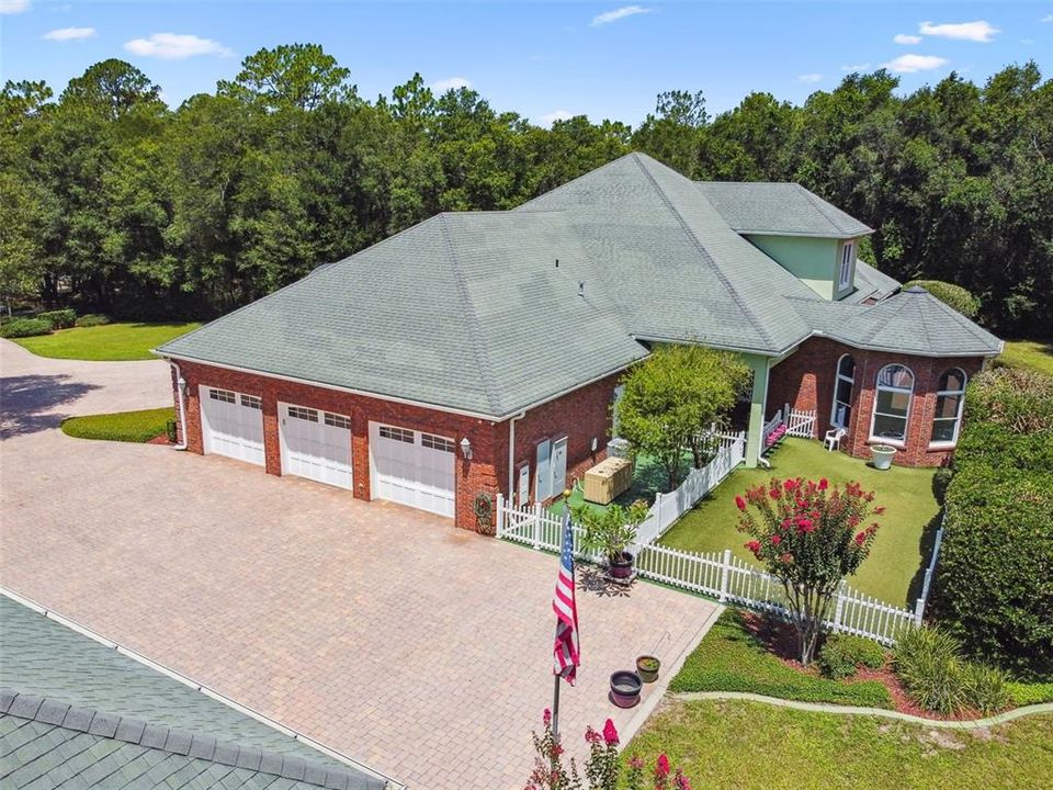 En Venta: $2,400,000 (5 camas, 3 baños, 6140 Pies cuadrados)