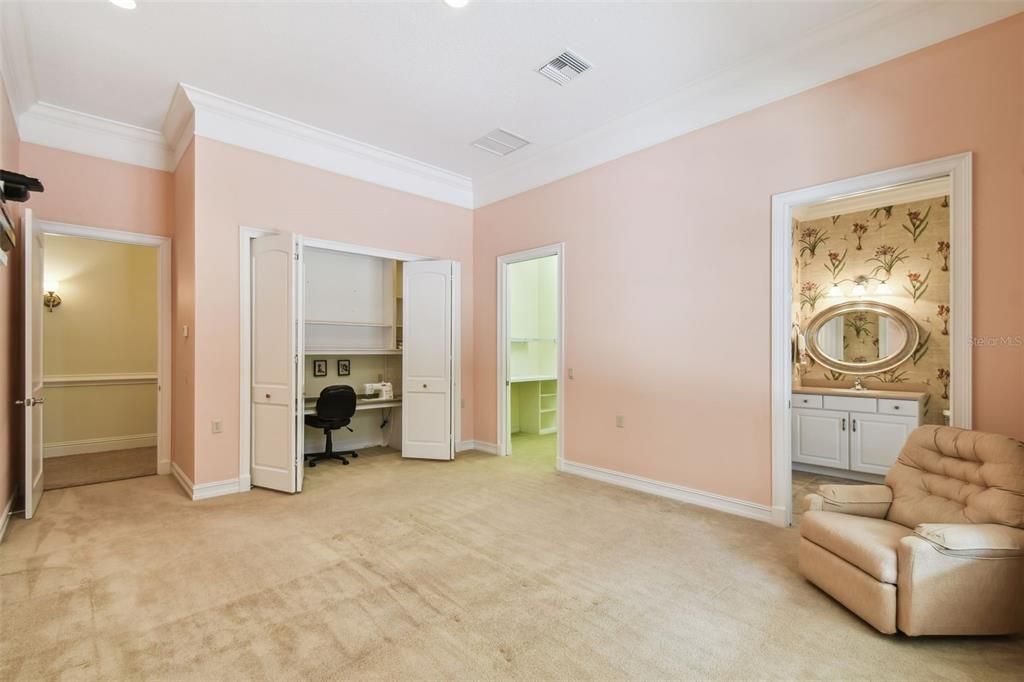 En Venta: $2,400,000 (5 camas, 3 baños, 6140 Pies cuadrados)