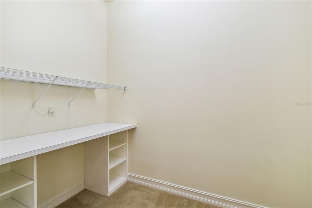 En Venta: $2,400,000 (5 camas, 3 baños, 6140 Pies cuadrados)