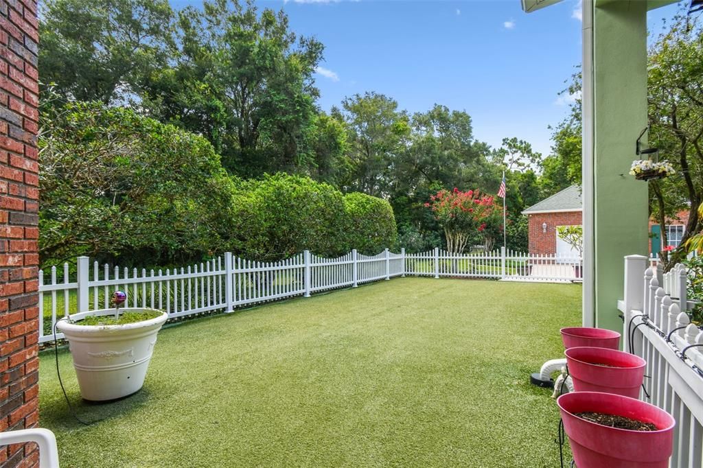 En Venta: $2,400,000 (5 camas, 3 baños, 6140 Pies cuadrados)