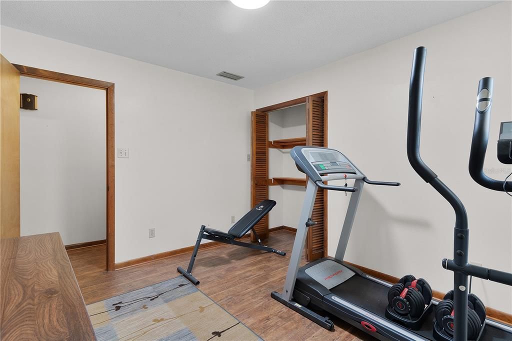 待售: $799,750 (3 贝兹, 2 浴室, 2708 平方英尺)