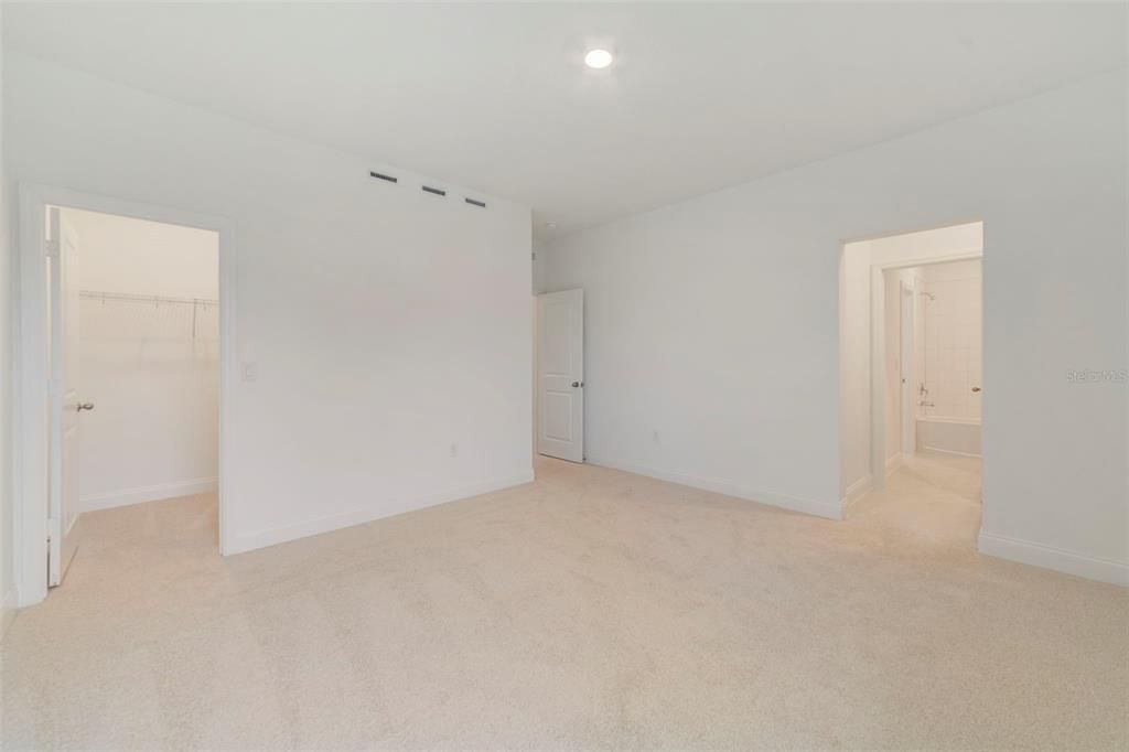 Active With Contract: $655,990 (5 beds, 3 baths, 3180 Square Feet)