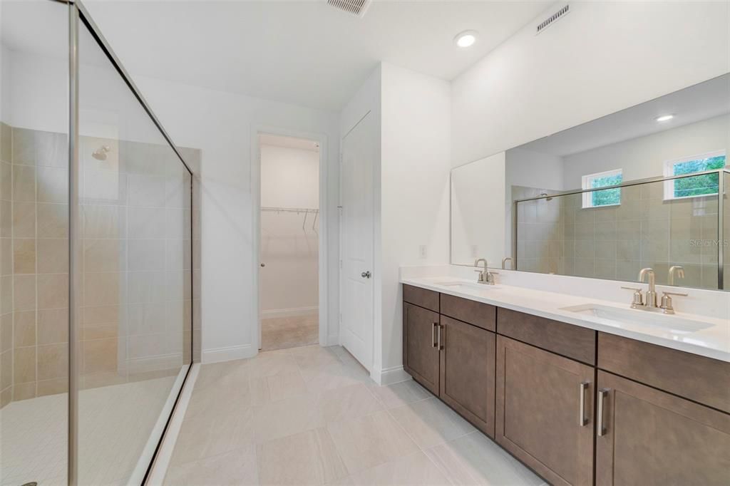 Active With Contract: $655,990 (5 beds, 3 baths, 3180 Square Feet)