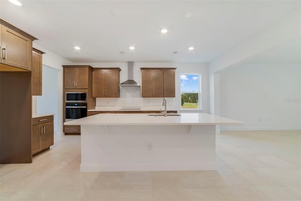 Active With Contract: $655,990 (5 beds, 3 baths, 3180 Square Feet)