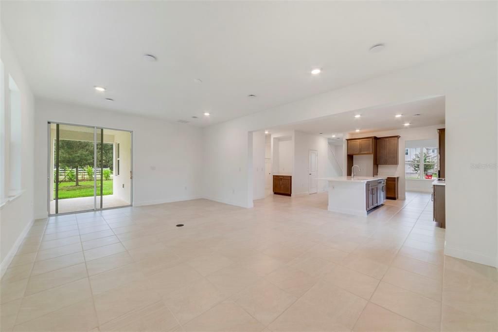 Active With Contract: $655,990 (5 beds, 3 baths, 3180 Square Feet)