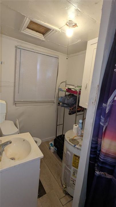 待售: $135,000 (2 贝兹, 2 浴室, 680 平方英尺)