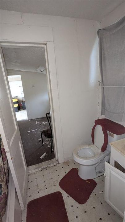 待售: $135,000 (2 贝兹, 2 浴室, 680 平方英尺)