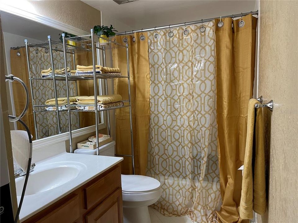 For Sale: $99,000 (1 beds, 1 baths, 756 Square Feet)