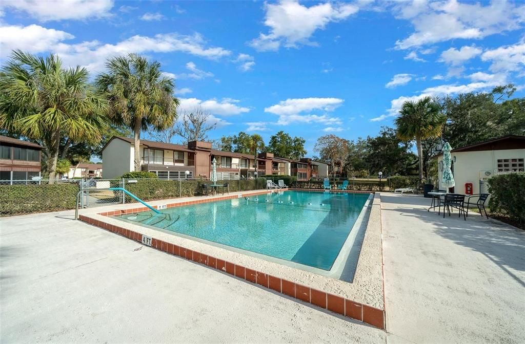 For Sale: $99,000 (1 beds, 1 baths, 756 Square Feet)