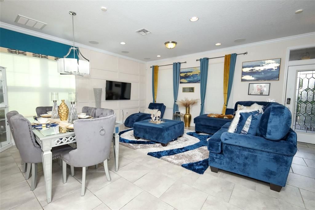 Под контрактом: $500,000 (3 спален, 2 ванн, 1826 Квадратных фут)