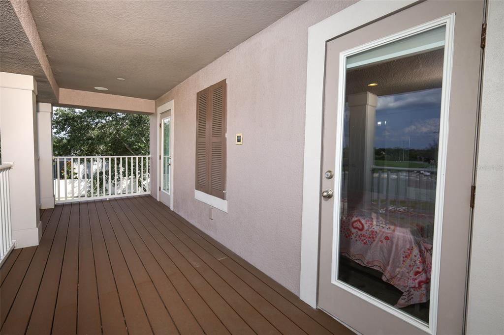 Под контрактом: $500,000 (3 спален, 2 ванн, 1826 Квадратных фут)