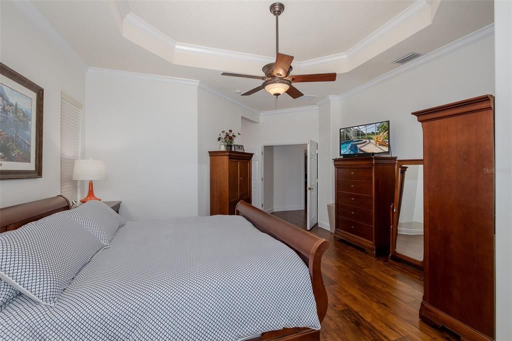 Active With Contract: $1,275,000 (5 beds, 4 baths, 3967 Square Feet)