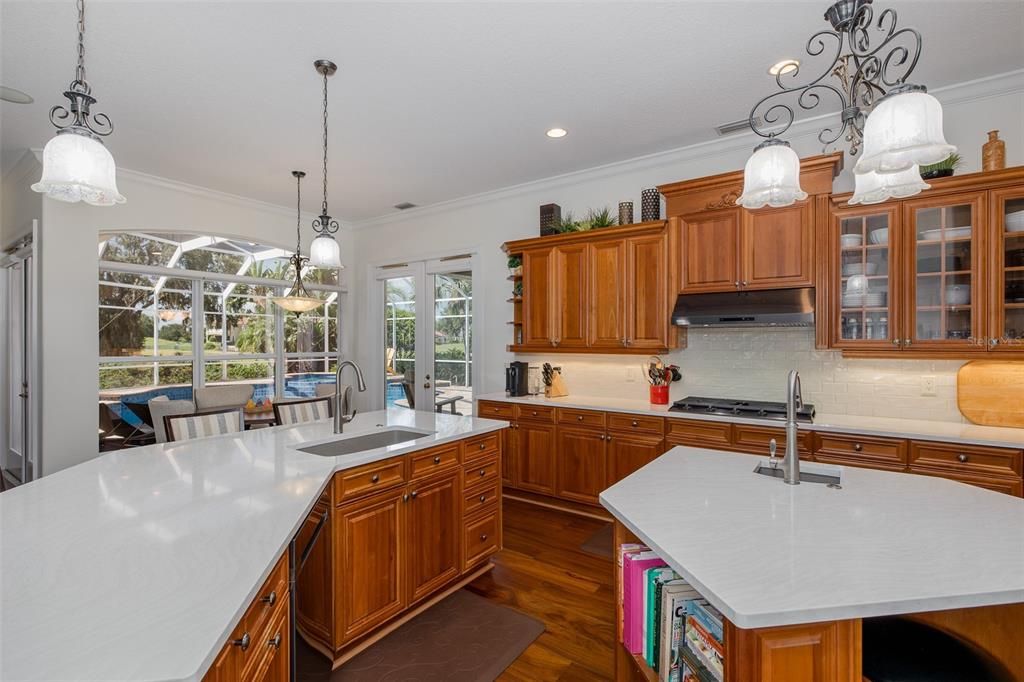 Active With Contract: $1,275,000 (5 beds, 4 baths, 3967 Square Feet)