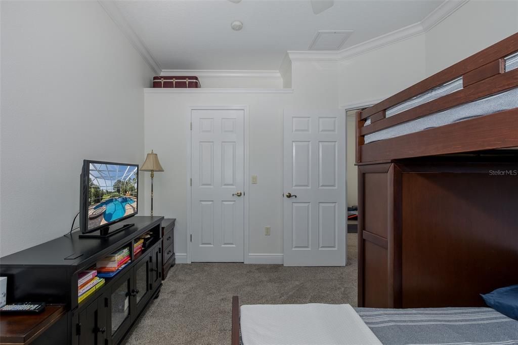 Active With Contract: $1,275,000 (5 beds, 4 baths, 3967 Square Feet)