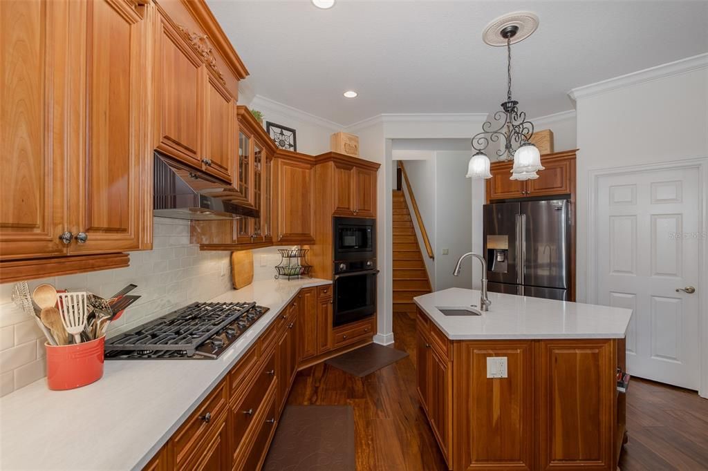 Active With Contract: $1,275,000 (5 beds, 4 baths, 3967 Square Feet)