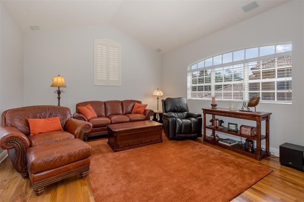 Active With Contract: $1,275,000 (5 beds, 4 baths, 3967 Square Feet)