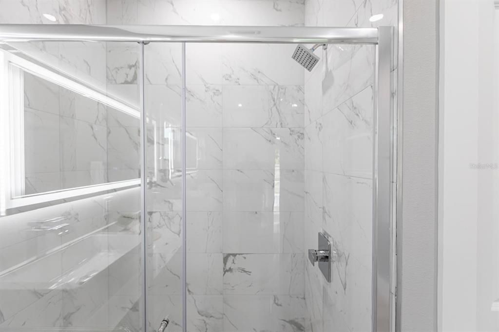 For Rent: $3,500 (5 beds, 3 baths, 2300 Square Feet)