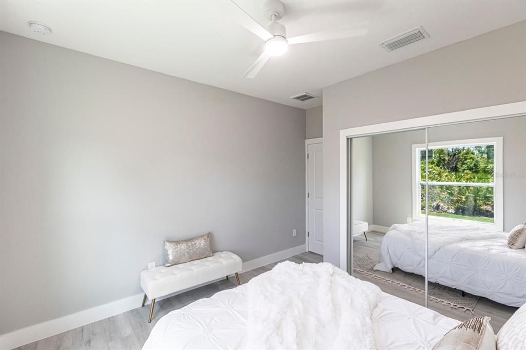 For Rent: $3,500 (5 beds, 3 baths, 2300 Square Feet)