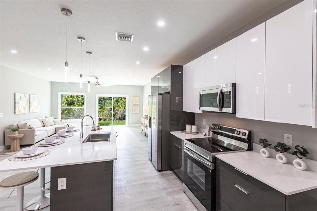 For Rent: $3,500 (5 beds, 3 baths, 2300 Square Feet)