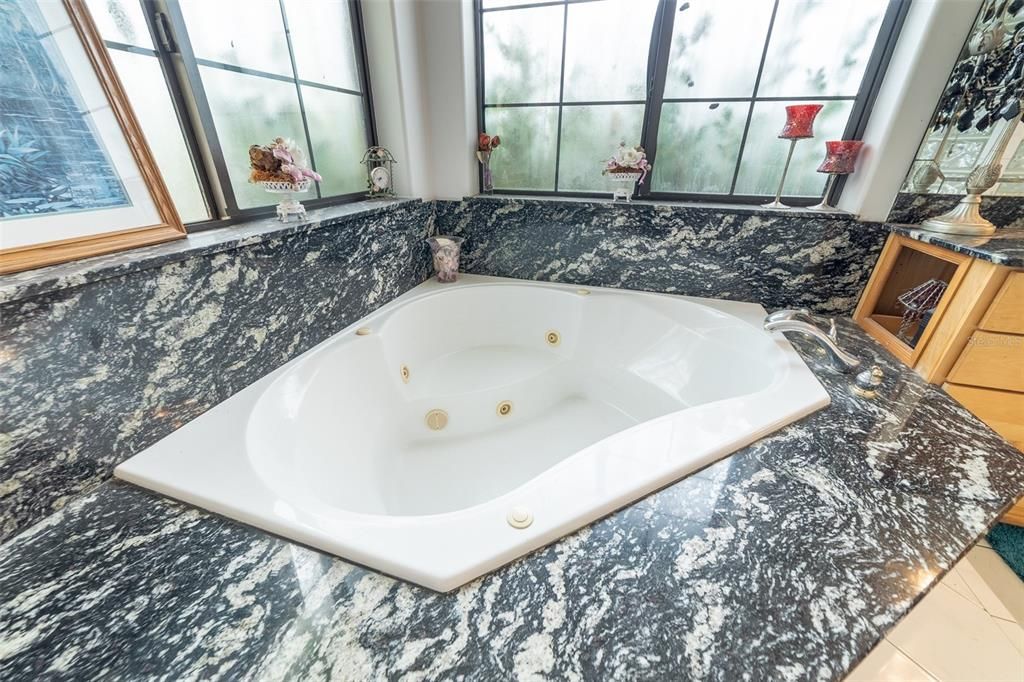 Active With Contract: $1,199,000 (4 beds, 3 baths, 6284 Square Feet)