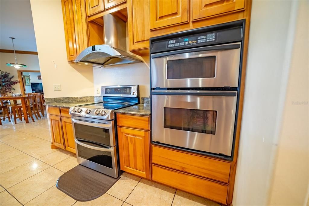 Active With Contract: $1,199,000 (4 beds, 3 baths, 6284 Square Feet)