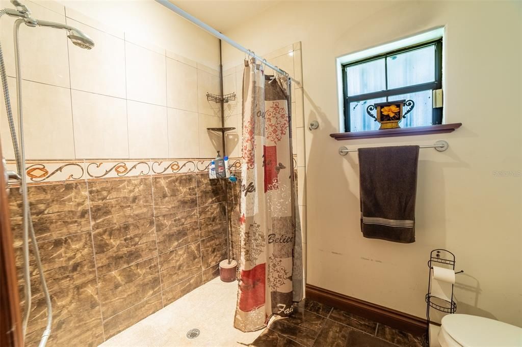 Active With Contract: $1,199,000 (4 beds, 3 baths, 6284 Square Feet)