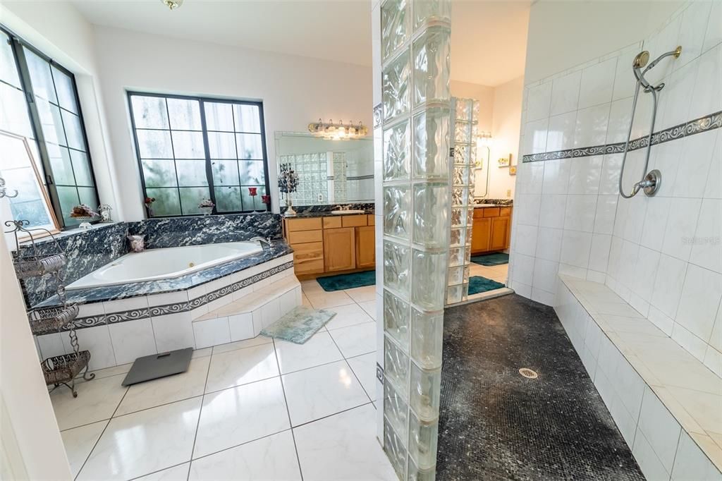 Active With Contract: $1,199,000 (4 beds, 3 baths, 6284 Square Feet)