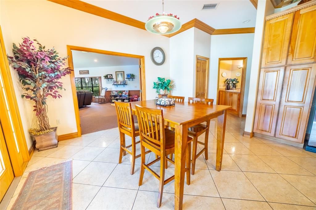 Active With Contract: $1,199,000 (4 beds, 3 baths, 6284 Square Feet)