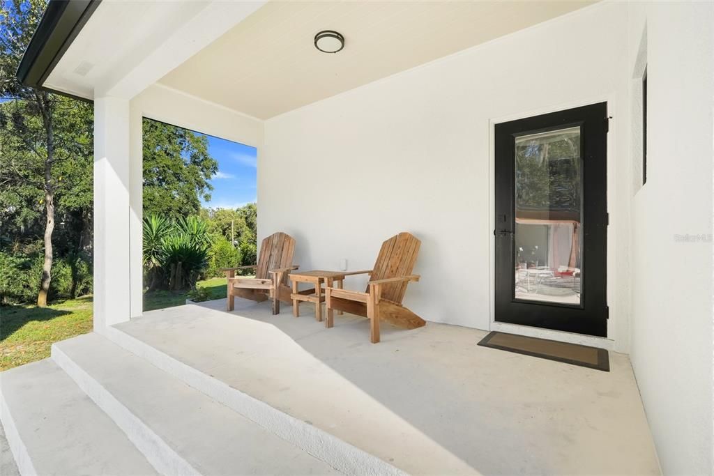 Под контрактом: $550,000 (3 спален, 2 ванн, 1554 Квадратных фут)