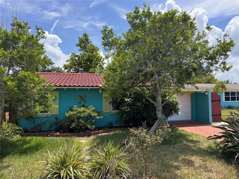 В аренду: $2,150 (2 спален, 1 ванн, 940 Квадратных фут)