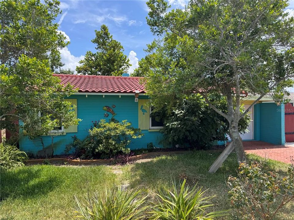 В аренду: $2,150 (2 спален, 1 ванн, 940 Квадратных фут)