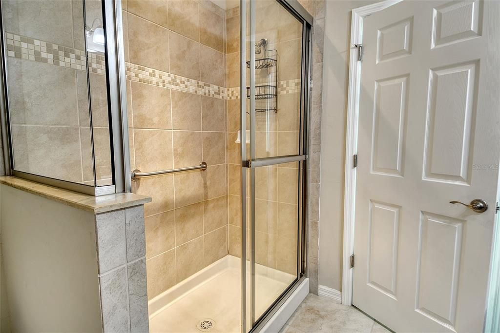 待售: $325,000 (3 贝兹, 2 浴室, 1430 平方英尺)