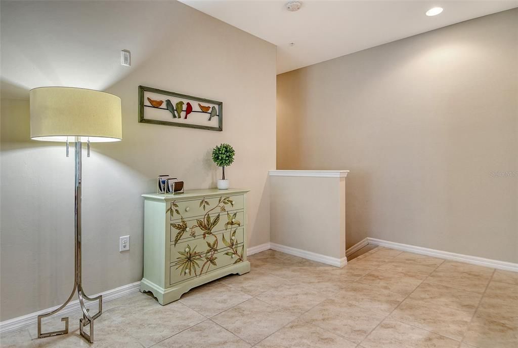 待售: $325,000 (3 贝兹, 2 浴室, 1430 平方英尺)