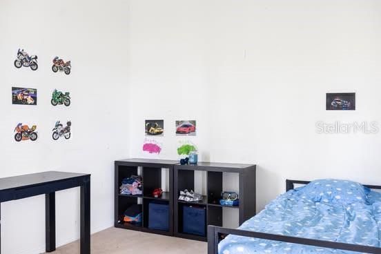 合同活跃: $395,000 (3 贝兹, 2 浴室, 1924 平方英尺)