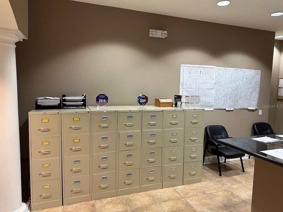 Active With Contract: $259,250 (0 beds, 0 baths, 1037 Square Feet)