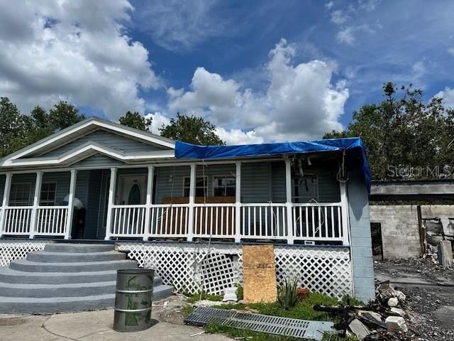 Active With Contract: $250,000 (3 beds, 2 baths, 3072 Square Feet)