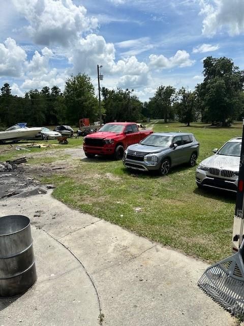 Active With Contract: $250,000 (3 beds, 2 baths, 3072 Square Feet)