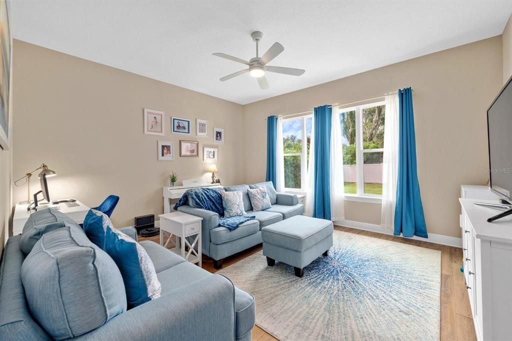 待售: $950,000 (4 贝兹, 4 浴室, 3401 平方英尺)