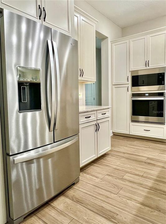 待售: $950,000 (4 贝兹, 4 浴室, 3401 平方英尺)