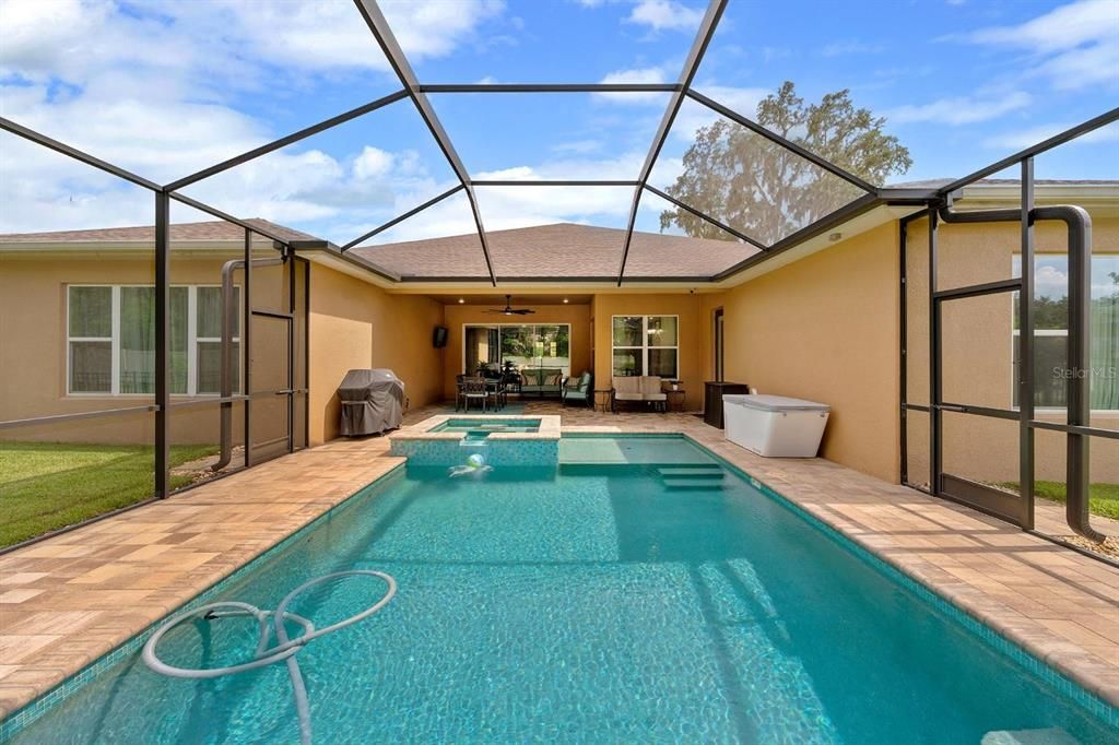 待售: $950,000 (4 贝兹, 4 浴室, 3401 平方英尺)