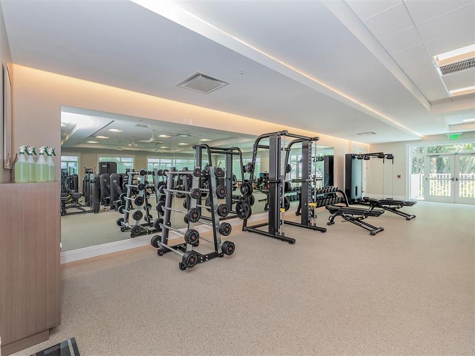 Под контрактом: $779,000 (3 спален, 3 ванн, 2827 Квадратных фут)